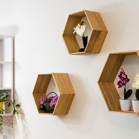 Metro Bemowo Colourful Apartment وارسو المظهر الخارجي الصورة